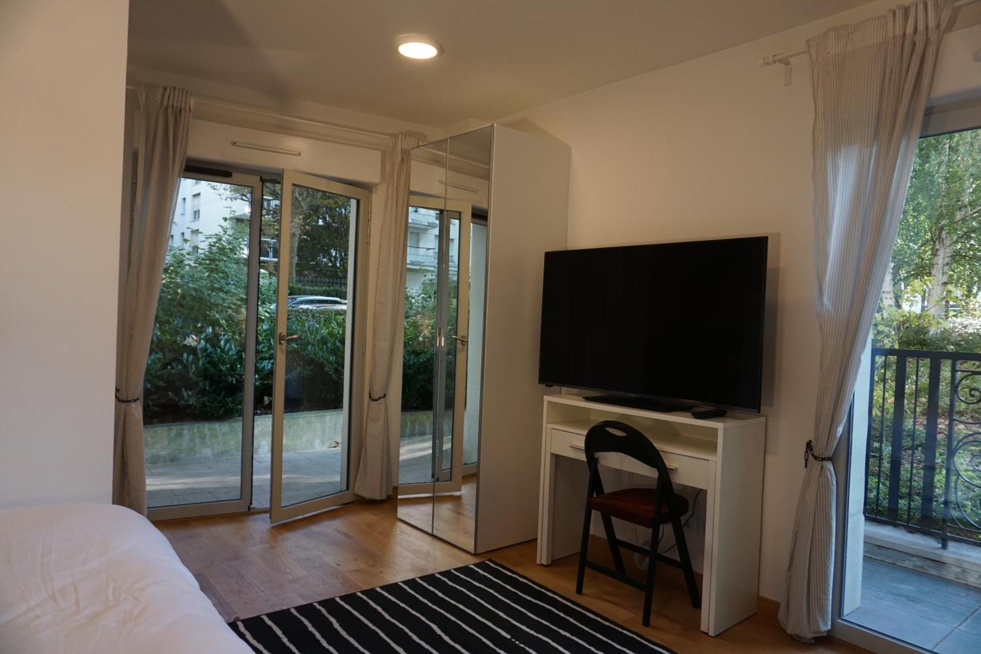 Residences Grande Jatte, Bord De Seine, Suites 52M2 A 97M2, Hopital Americain A 600M Neuilly-sur-Seine Bagian luar foto